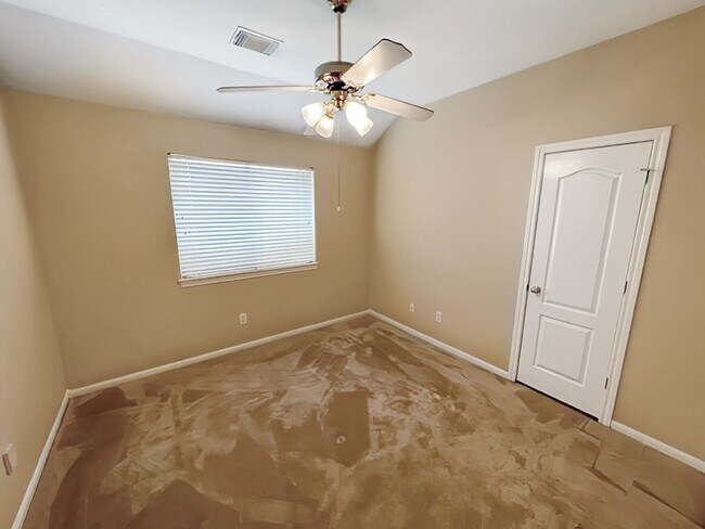 Building Photo - 14219 Kenson Ln