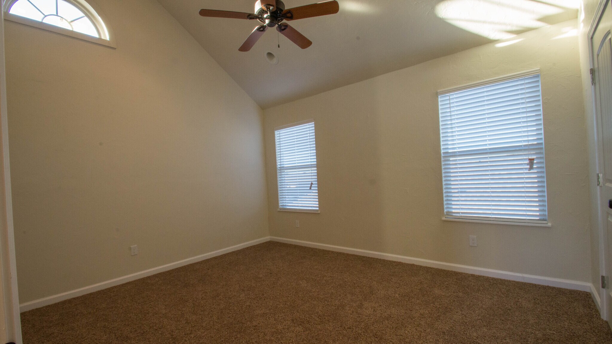 Building Photo - 1616 Ginger Ave