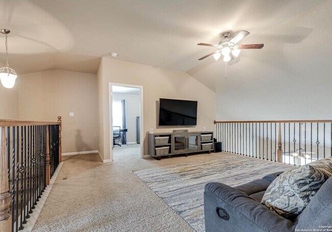 Building Photo - 24735 Buck Creek