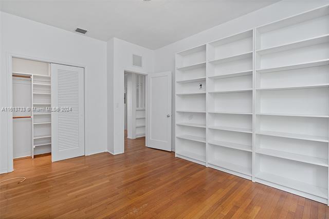 Building Photo - 817 Lenox Ave.