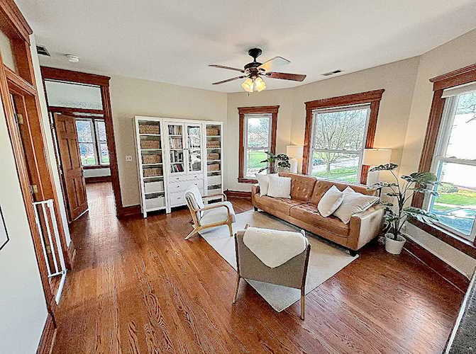 Building Photo - 140 Broadway