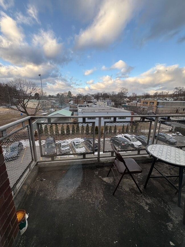 Building Photo - 787-793 McLean