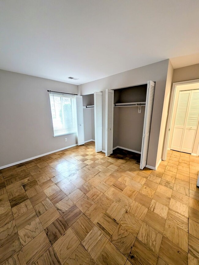 Building Photo - Spacious North Bethesda 3BR with Private Patio & Resort-Style Amenities
