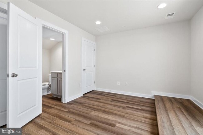 Building Photo - 3606 Timber Green Dr
