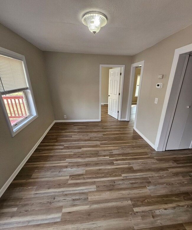 Building Photo - COMING SOON!!!   2 Bedroom 1 Bathroom Home