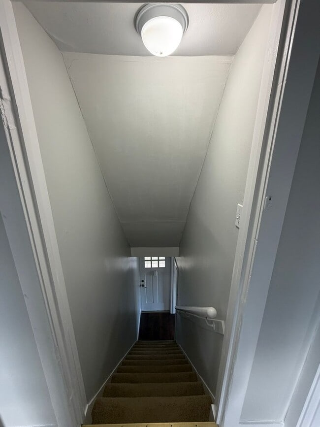 Building Photo - 2209 Douglas Ave