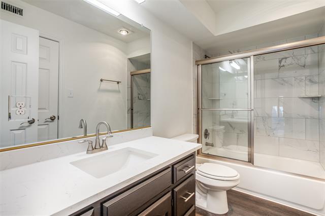 Building Photo - 1319 Birkenhead Ct