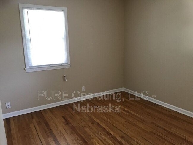 Building Photo - 3341 S 89th St