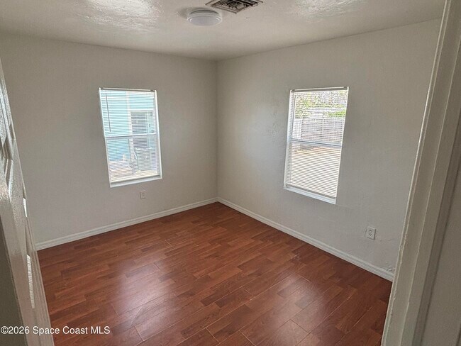 Building Photo - 1320 S Atlantic Ave