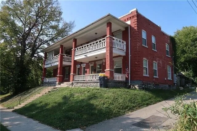 Primary Photo - 716 Gladstone Ave