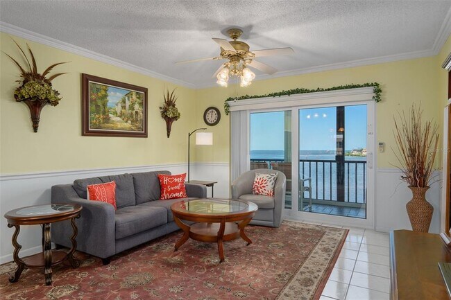 Building Photo - 8211 Brent St