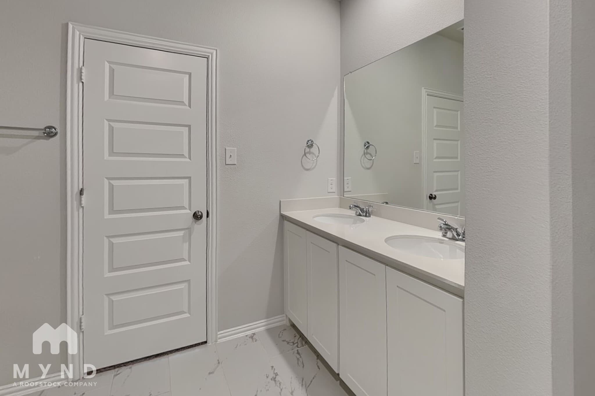 Building Photo - 545 Meadow Run Dr
