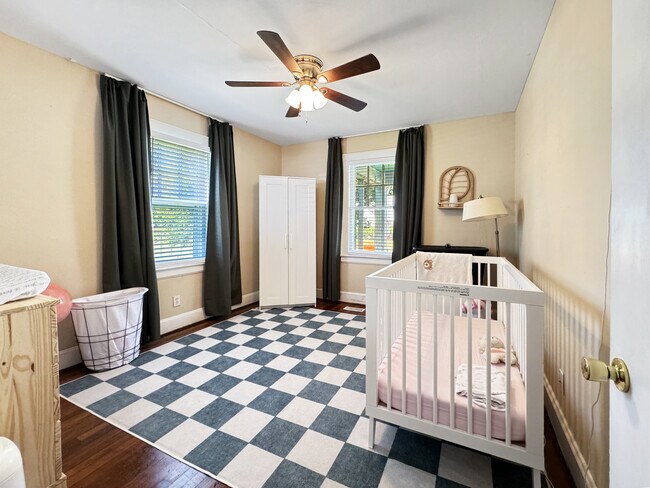 Building Photo - 241 Sandpiper Dr