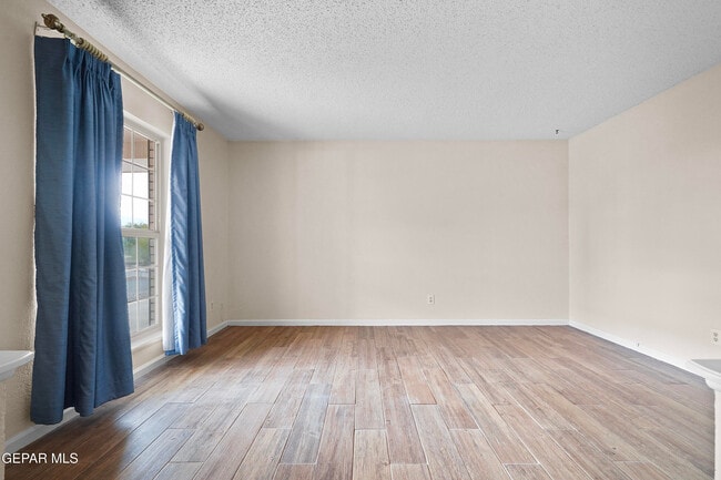 Building Photo - 7141 Gran Vida Dr