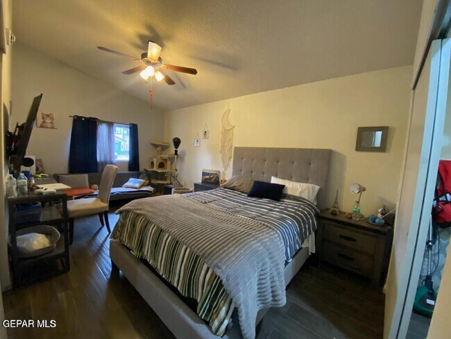 Building Photo - 10473 Valle del Mar Dr