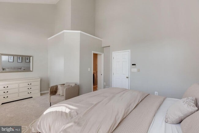 Building Photo - 324 Cameron Station Blvd