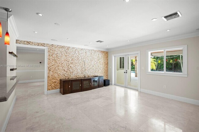 Building Photo - 8260 SW 95th St