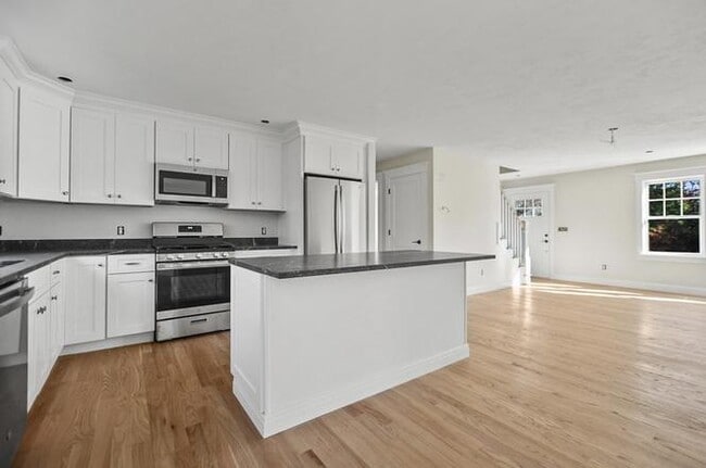 Building Photo - 101 Plum Hollow Rd