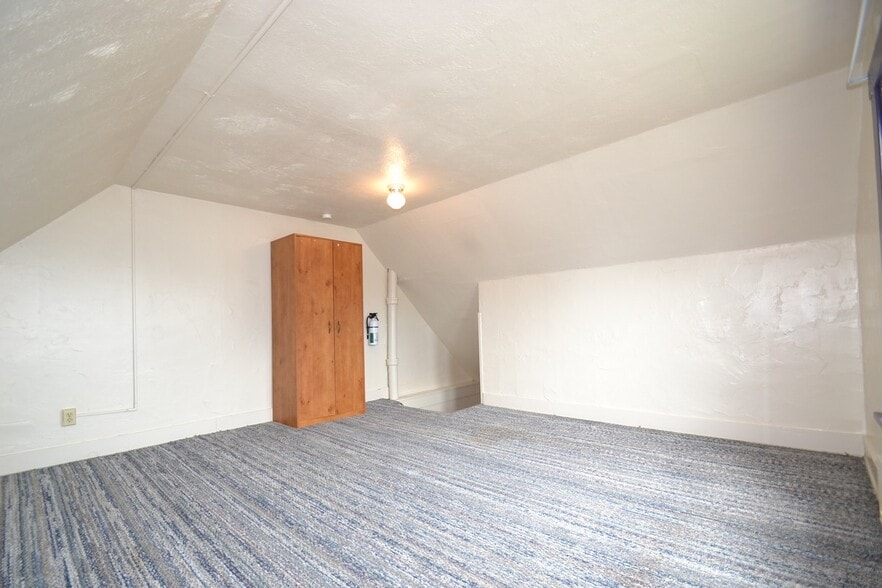 Building Photo - 537 Carroll St