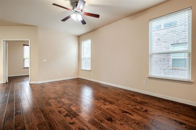 Building Photo - 875 Vaquero St