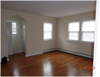 Building Photo - 2 Ridgeway Blvd