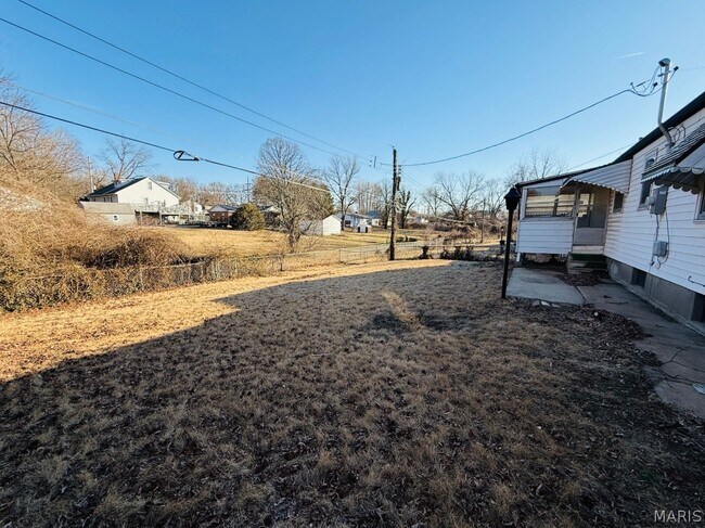 Building Photo - 9720 Gloucester Dr