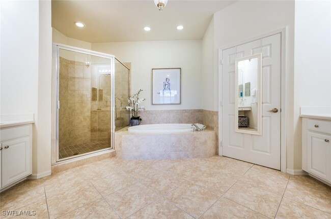 Building Photo - 12237 Toscana Way