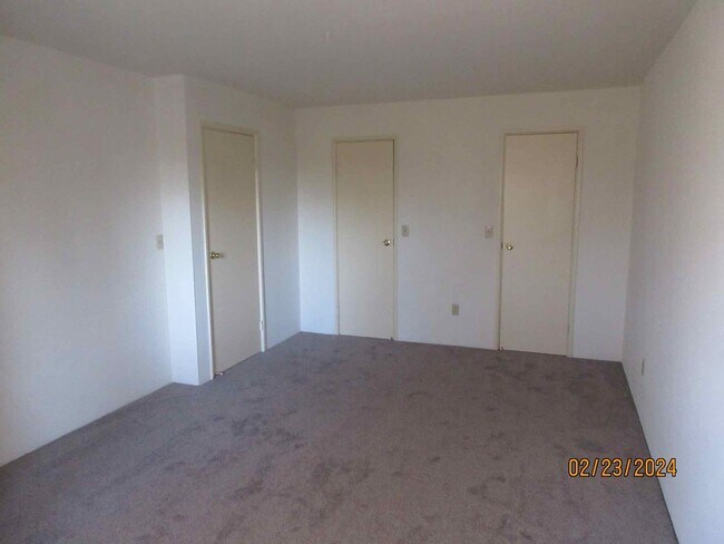 Building Photo - Spacious 2 bedroom + den in Germantown!