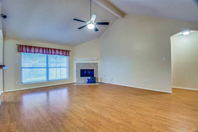 Building Photo - 20515 Spring Aspen Ln