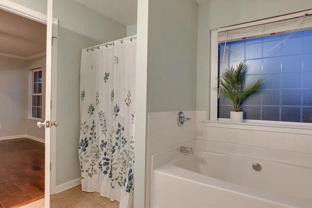 Building Photo - 756 Keyes Dr