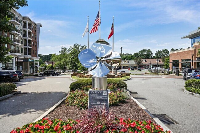 Building Photo - 215 Winding River Dr