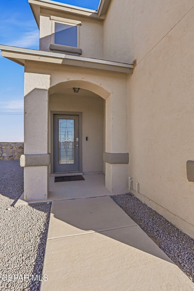 Building Photo - 3328 David Palacio Dr