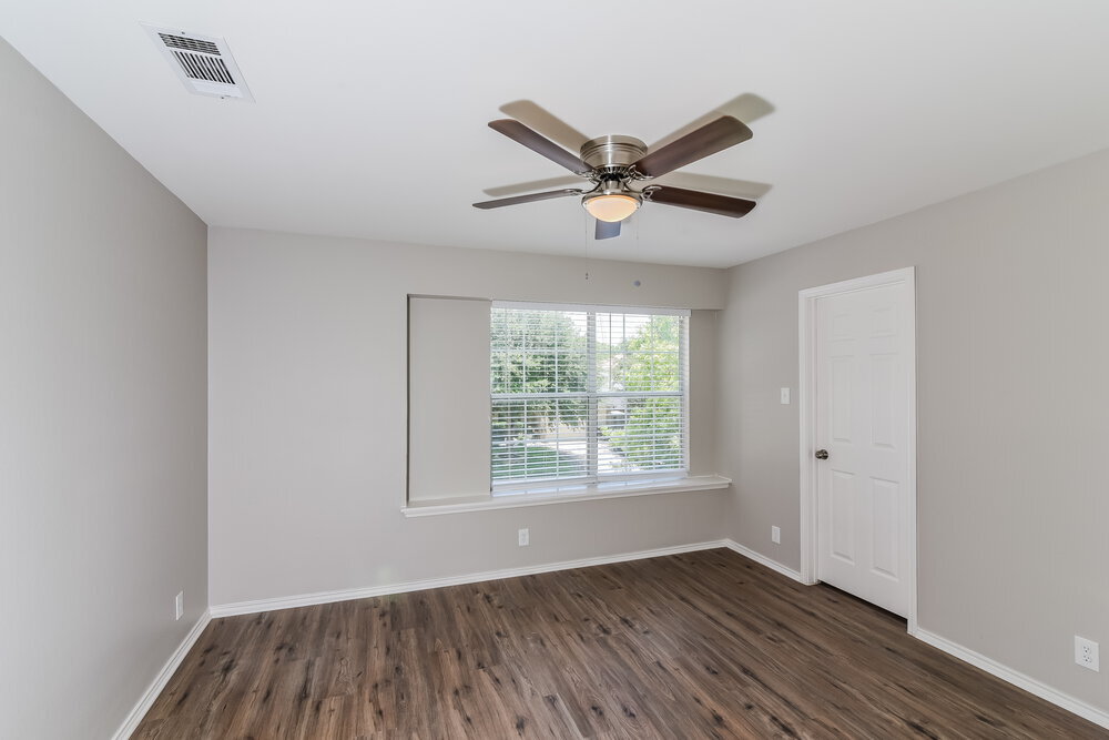 Building Photo - 12019 Shotgun Way