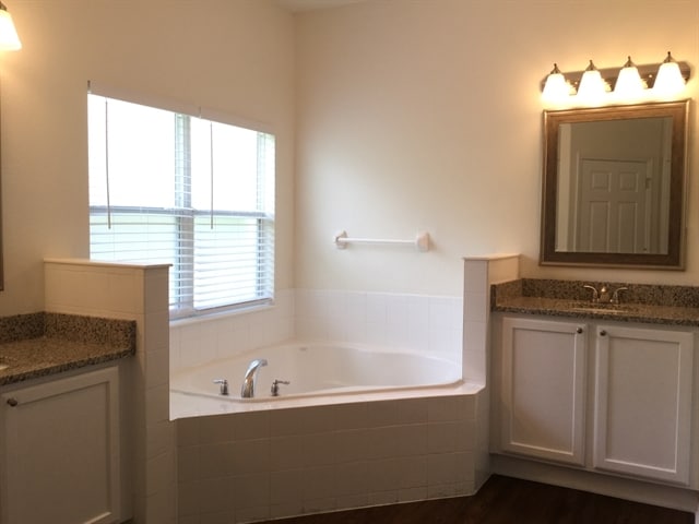 Building Photo - 10546 Willow Ridge Loop