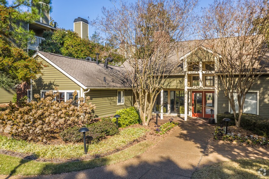 Arbors of Century Center 1490 Century Arbor Ln Memphis TN 38134