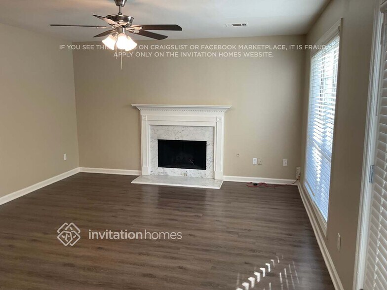 Building Photo - 650 Station View Run