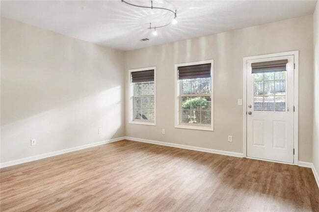 Building Photo - 2663 Rivers Edge Dr NE