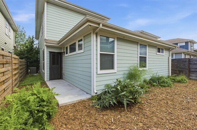 Building Photo - 7107 Mowbray St