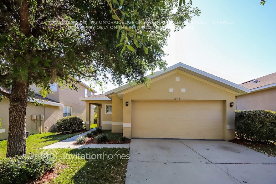 Primary Photo - 10416 Avelar Ridge Dr