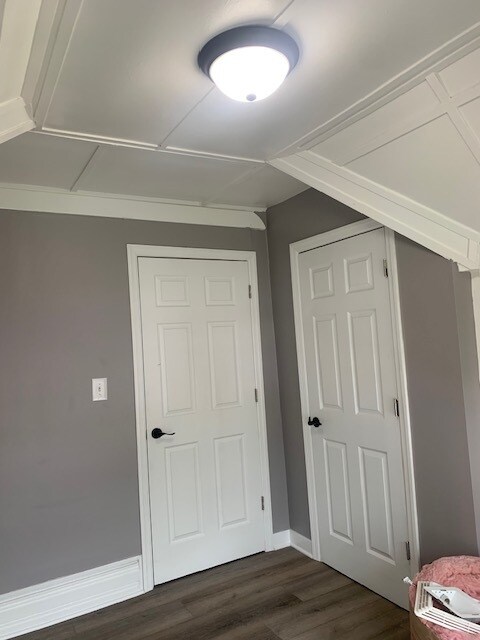 Building Photo - 127 W Troy Ave