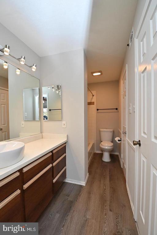 Building Photo - 3315 Wyndham Cir