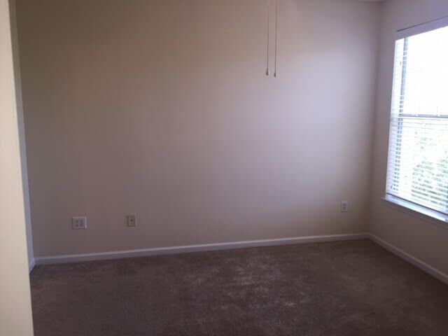 Building Photo - 2 Bedroom 2 Bath Condo at Concord West of the Ashley - West Ashley