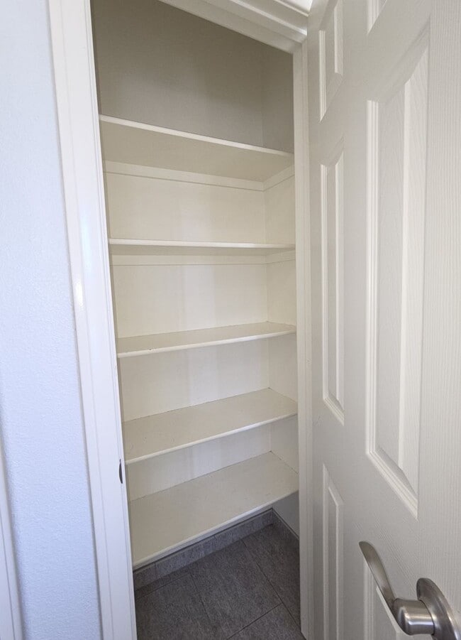 Building Photo - Gorgeous Upgraded Sabre Springs Home