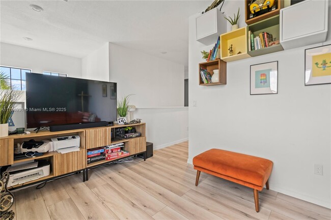 Building Photo - 4461 Waterside Dr