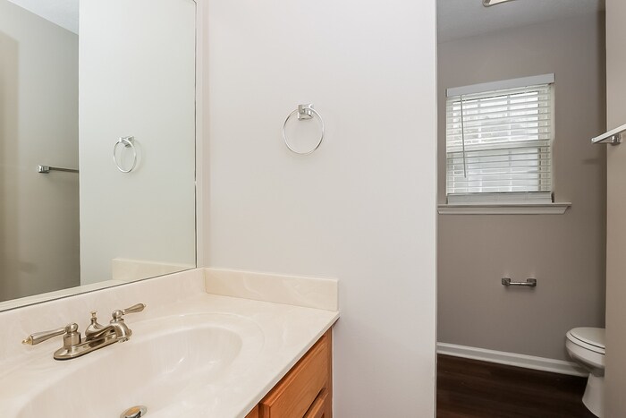 Building Photo - 129 Cimmaron Dr