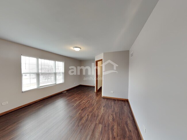 Building Photo - 6512 Fitzer Dr