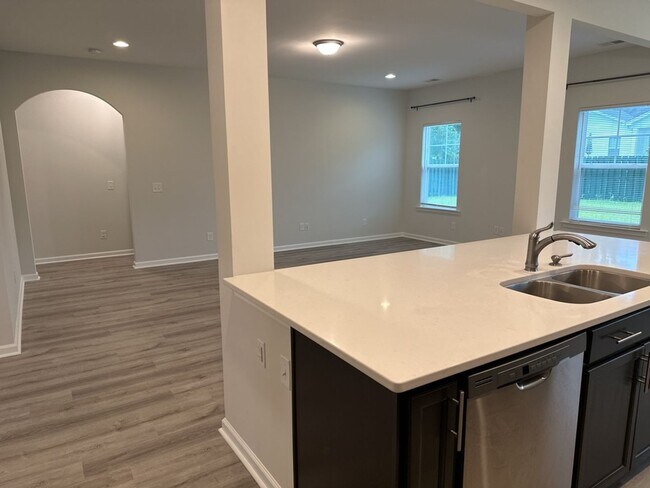Building Photo - 5029 Castleoak Dr