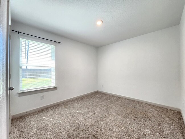 Building Photo - 14503 Rain Tree Dr