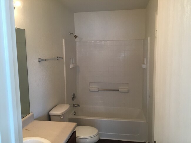 Building Photo - 3500 Banda Ln