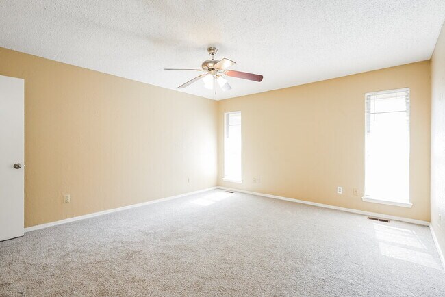 Building Photo - 10616 Basswood Canyon Rd